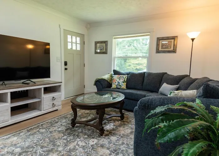 Westview Hideaway *