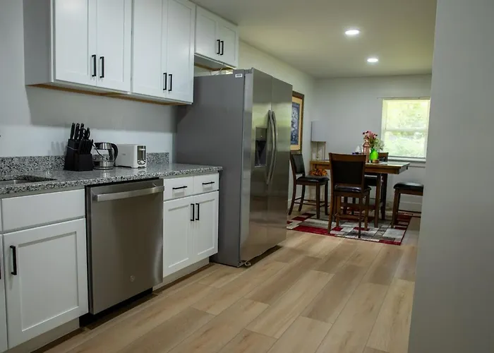 Westview Hideaway Holiday home *